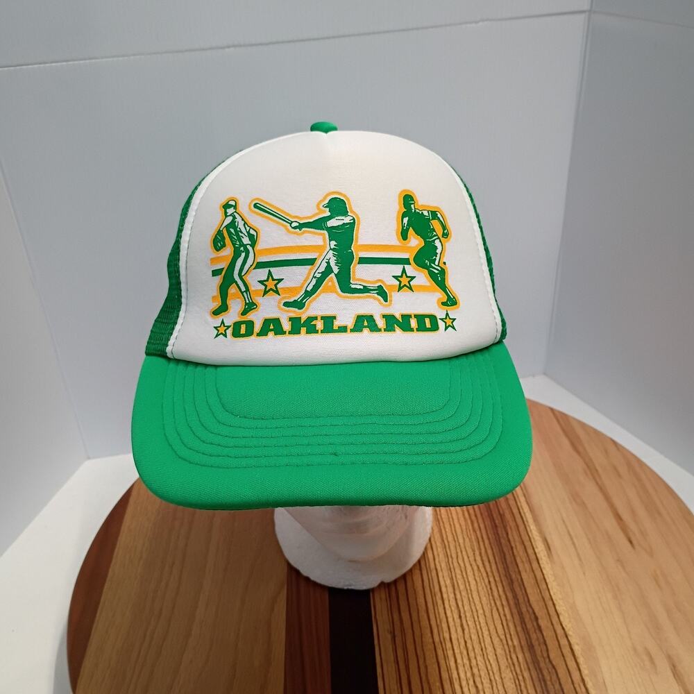 Oakland Athletics A's Snap Back Baseball White Yellow Green Truck Hat Cap VTG